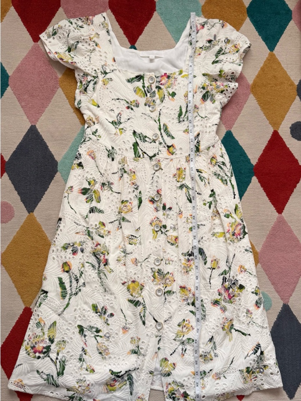 Adyson Parker White Floral Dress with Gold Accent Buttons - Size S